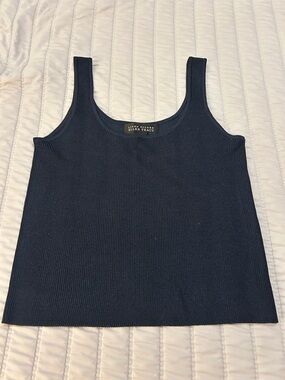 Linda Allard Ellen Tracy - Navy Silk Tank. Size M